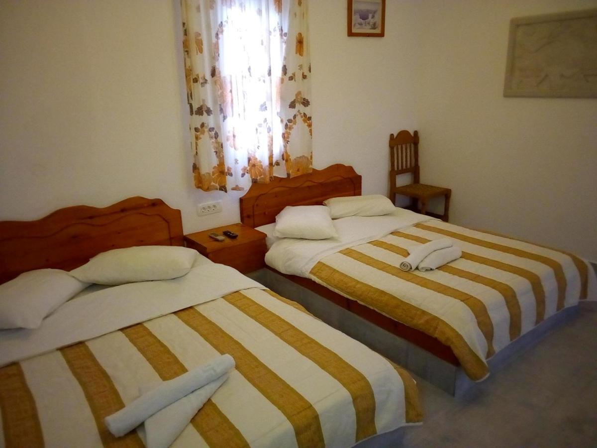 เปริสซา มาร์ Hotel Agios Georgios  ภายนอก รูปภาพ